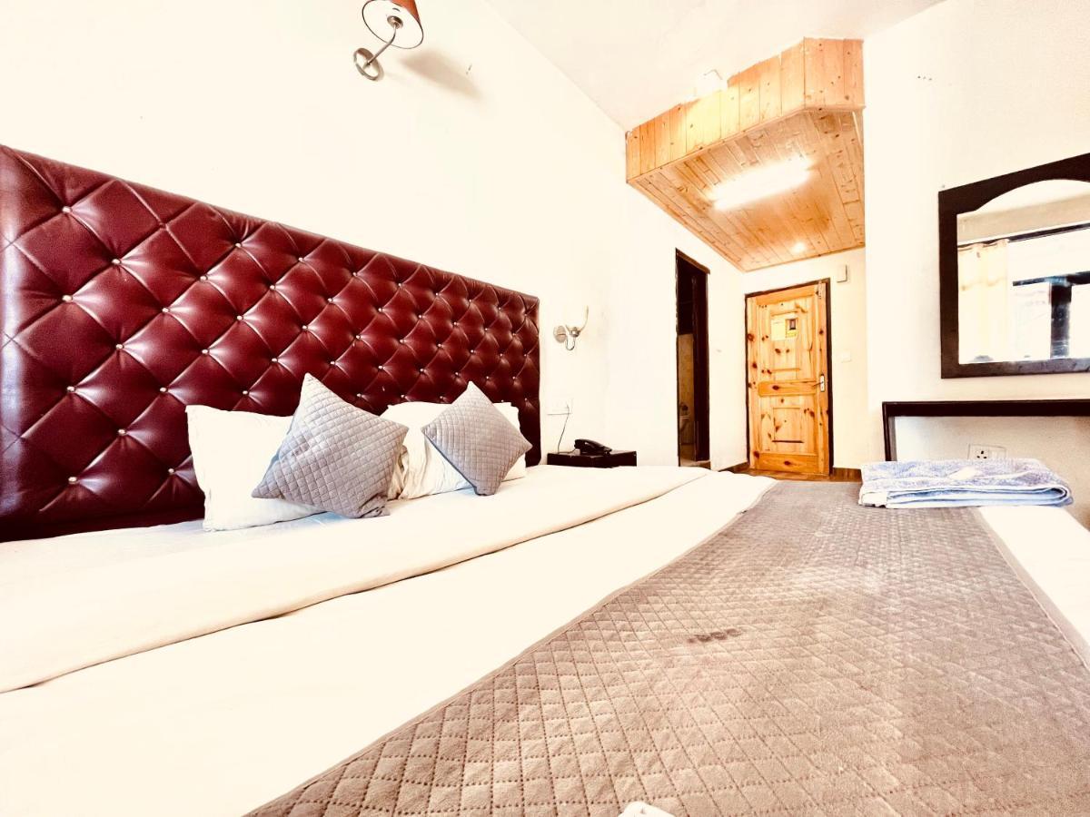 Hotel Hadimba - In City Center Манали Экстерьер фото